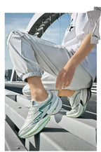 Stravix PulseFly Carbon – Lightweight Speed and Comfort